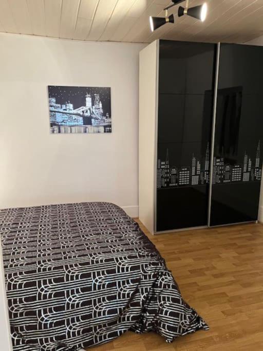 Joli Appartement Centre Nevers Eksteriør bilde