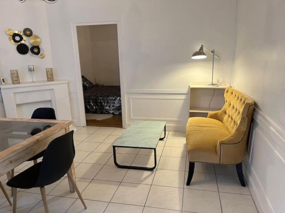 Joli Appartement Centre Nevers Eksteriør bilde