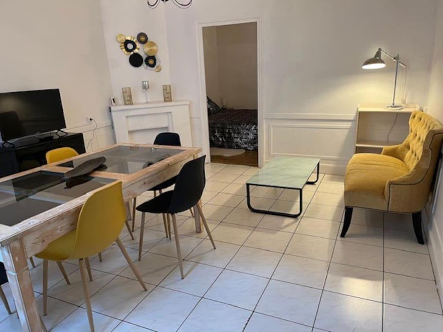 Joli Appartement Centre Nevers Eksteriør bilde